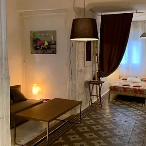 https://habitacion-loft-casco-viejo.bilbaohotelsspain.com