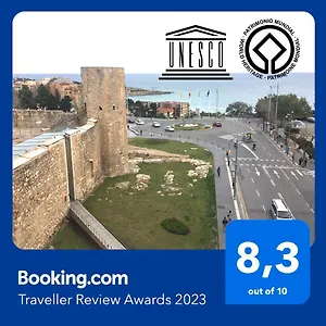 https://roman-circus-city-entry.top-hotels-tarragona.com